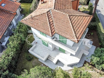 Villa in vendita Via Giuseppe Verdi, 28, Pietrasanta, Toscana