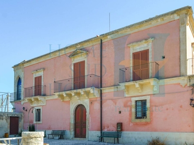 Esclusiva villa di 1200 mq in vendita Scicli, Sicilia