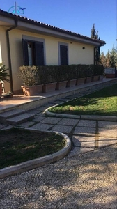 Esclusiva villa in vendita via salaria vecchia, 148, Fara in Sabina, Lazio