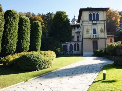 Prestigiosa villa di 500 mq in vendita, Via all'Approdo, Faggeto Lario, Como, Lombardia