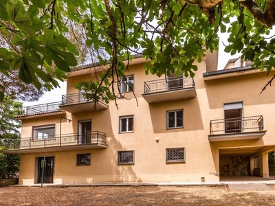 Prestigiosa villa di 650 mq in vendita, località valleverna, Valentano, Viterbo, Lazio