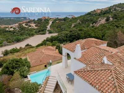 Prestigiosa villa in vendita via paolino azara, Porto Cervo, Sardegna