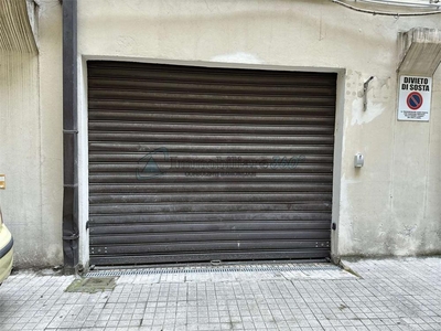 garage in vendita a Cosenza