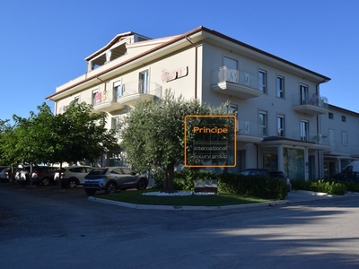 Hotel di prestigio in vendita Fermo, Italia