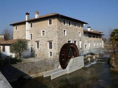 Lussuoso casale in vendita Cervignano del Friuli, Friuli Venezia Giulia