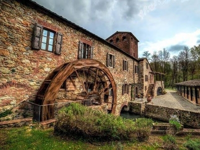 Lussuoso casale in vendita Località Mulino delle Pile, Chiusdino, Toscana