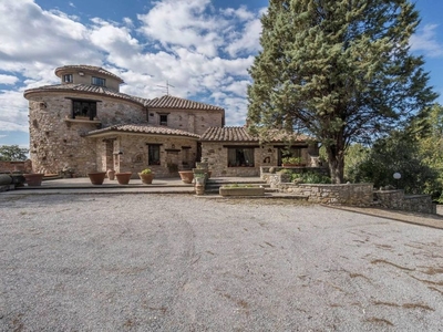 Lussuoso casale in vendita Monteleone d'Orvieto, Provincia di Terni, Umbria