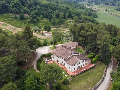 Lussuoso casale in vendita San Miniato, Toscana