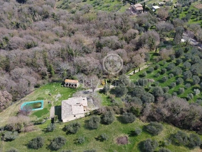 Lussuoso casale in vendita Sarteano, Toscana