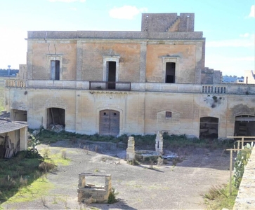 Lussuoso casale in vendita Strada Comunale Madonna delle Grazie, Cavallino, Provincia di Lecce, Puglia