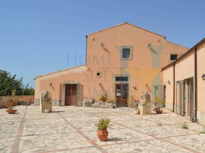 Lussuoso casale in vendita Via Tommaso Fazello, 228, Noto, Siracusa, Sicilia