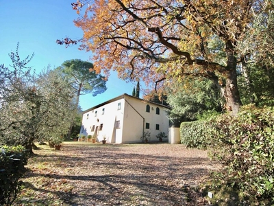 Lussuoso casale in vendita Via Vinacciano, Serravalle Pistoiese, Toscana