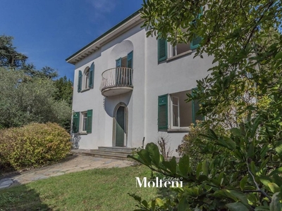 Casa di lusso di 477 mq in vendita Via A. Bertola, 17, Mandello del Lario, Lecco, Lombardia