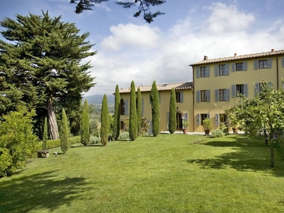 Villa di 500 mq in vendita Capannori, Toscana