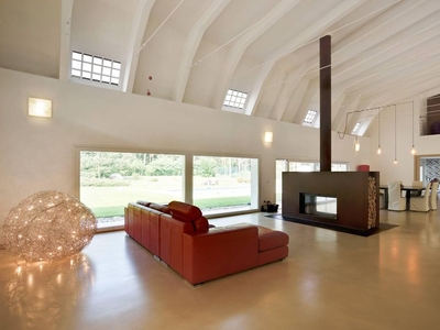 Esclusiva villa in vendita Borgo Ticino, Italia