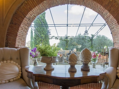 Prestigiosa villa di 900 mq in vendita, Lucca, Italia