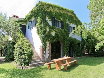 Prestigiosa Casa Indipendente di 350 mq in affitto Capalbio, Toscana