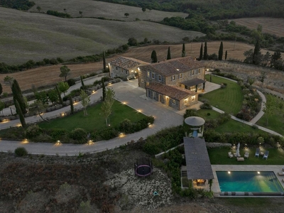 Esclusiva Casa Indipendente di 485 mq in affitto San Quirico d'Orcia, Toscana