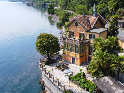 Prestigiosa villa di 480 mq in vendita, Cannobio, Piemonte