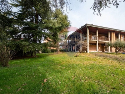 Prestigiosa villa di 1000 mq in vendita, via madonna, 83, Bollate, Milano, Lombardia