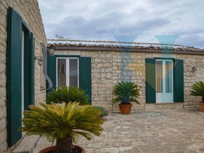 Prestigiosa villa di 10310 mq in vendita, Via Tommaso Fazello, 228, Noto, Siracusa, Sicilia