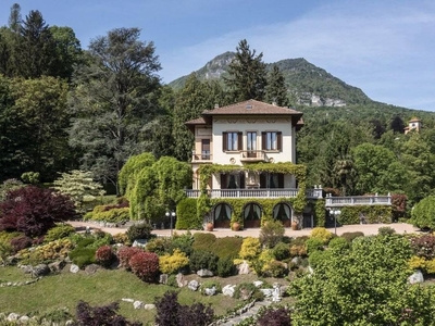 Villa in vendita Luino, Italia
