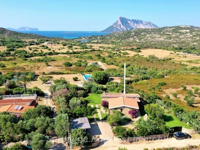 Prestigiosa villa di 168 mq in vendita Via di Lu Pitrali, 21, San Teodoro, Sassari, Sardegna