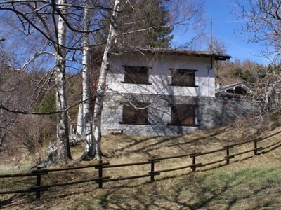 Villa in vendita Frazione Arbaz, Challand-Saint-Anselme, Valle d’Aosta