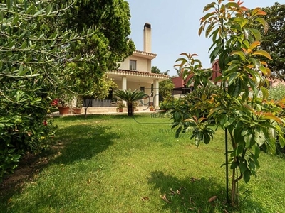 Prestigiosa villa di 270 mq in vendita Quartu Sant'Elena, Sardegna