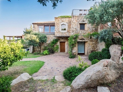 Prestigiosa villa di 300 mq in vendita Porto Cervo, Sardegna