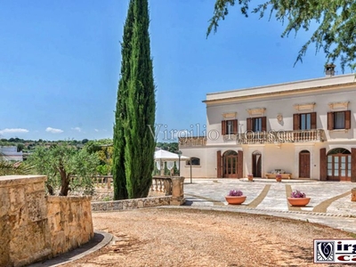 Prestigiosa villa di 300 mq in vendita SP14, Ostuni, Brindisi, Puglia