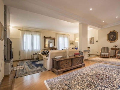 Prestigiosa villa di 300 mq in vendita Via 25 aprile, 18, Fiesole, Firenze, Toscana