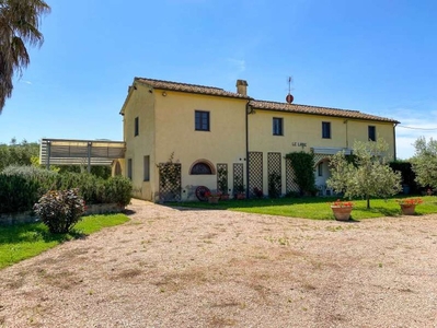 Prestigiosa villa di 350 mq in vendita Castagneto Carducci, Italia