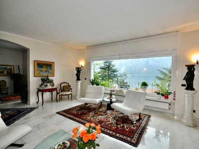 Prestigiosa villa di 352 mq in vendita, Campione d'Italia, Como, Lombardia
