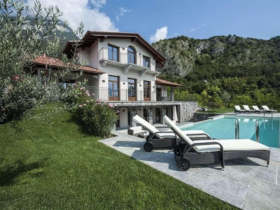 Villa in vendita Tremezzina, Lombardia