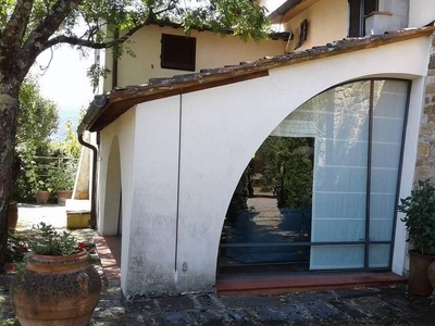Villa di 400 mq in vendita Serravalle Pistoiese, Toscana