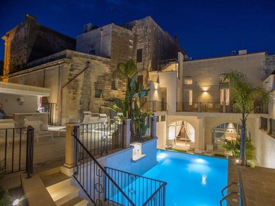 Prestigiosa villa di 430 mq in vendita, Lecce, Italia