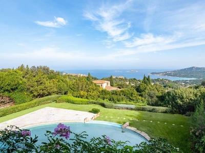 Prestigiosa villa di 690 mq in vendita Via della Pantogia, Arzachena, Sassari, Sardegna