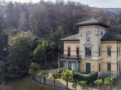 Prestigiosa villa di 800 mq in vendita Stresa, Italia