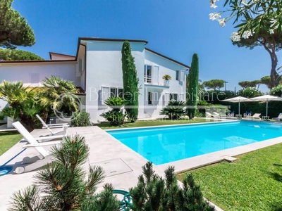 Esclusiva villa in vendita Via Leonardo da Vinci, Forte dei Marmi, Toscana