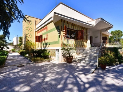 Esclusiva villa di 1300 mq in vendita VIA NAPOLI, 7, Bari, Puglia