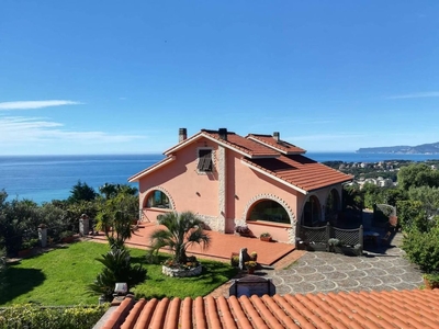Villa di 340 mq in vendita Via Postetta, 61, Celle Ligure, Savona, Liguria