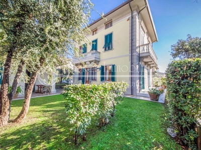 Villa di 425 mq in vendita Via San Francesco, 3, Camaiore, Toscana