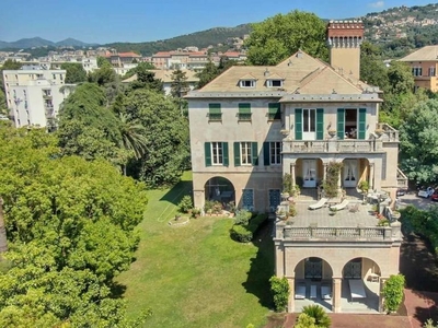 Appartamento di prestigio di 600 m² in vendita Via V Maggio, Genova, Liguria