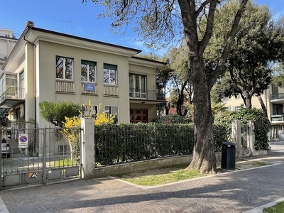 Prestigioso appartamento di 186 m² in vendita Principe Amedeo, Rimini, Emilia-Romagna