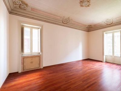 Prestigioso appartamento di 230 m² in vendita Palermo, Italia