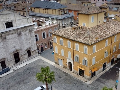 Prestigioso appartamento di 230 m² in vendita Piazza Roma, Ascoli Piceno, Marche