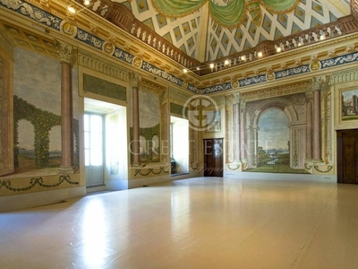 Appartamento di prestigio di 350 m² in vendita Orvieto, Italia