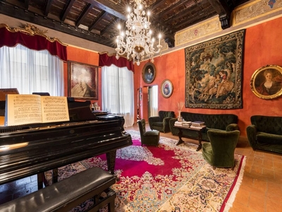 Prestigioso appartamento in vendita Siena, Toscana