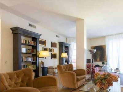 Appartamento di lusso di 260 m² in vendita Via Vincenzo Monti, Milano, Lombardia